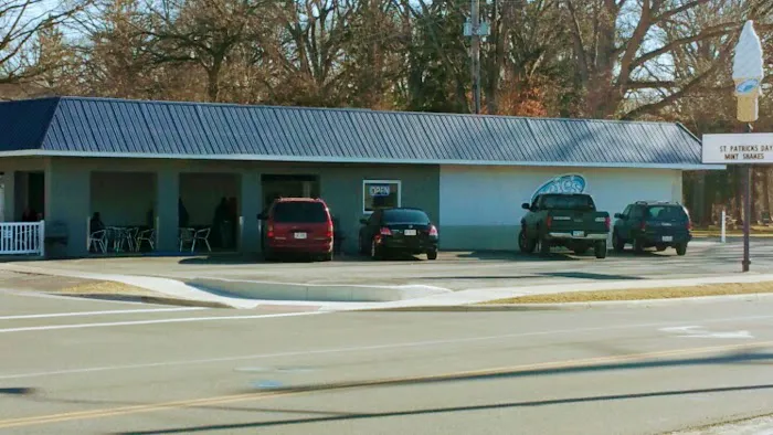Eric's Ice Cream Factory Picture 4