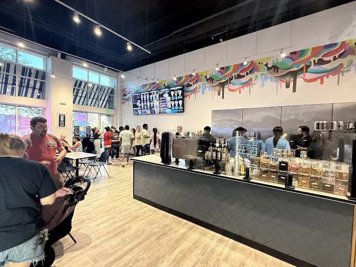 Eiffel Waffle Creamery Picture 5