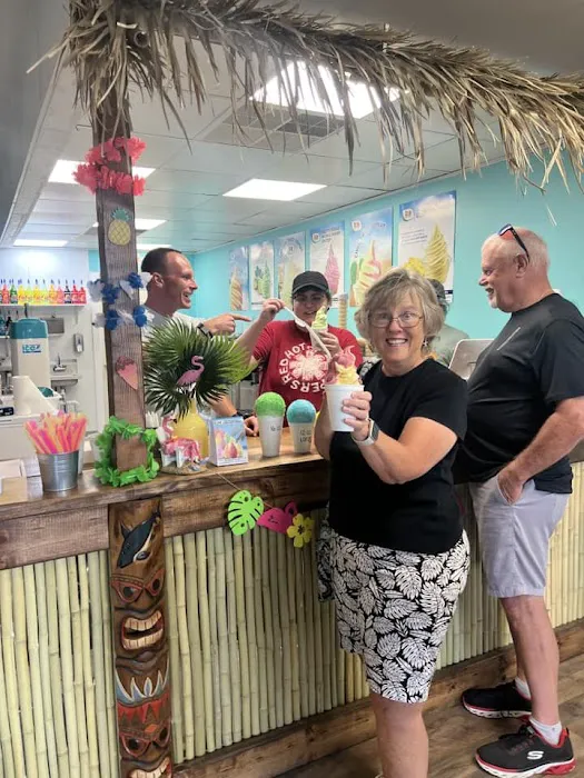Paradise Shaved Ice & Ice Cream Shop - Fortville, IN Picture 4