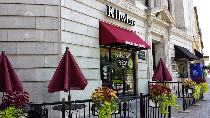 Kilwins Ice Cream - Chocolate - Fudge Picture 3