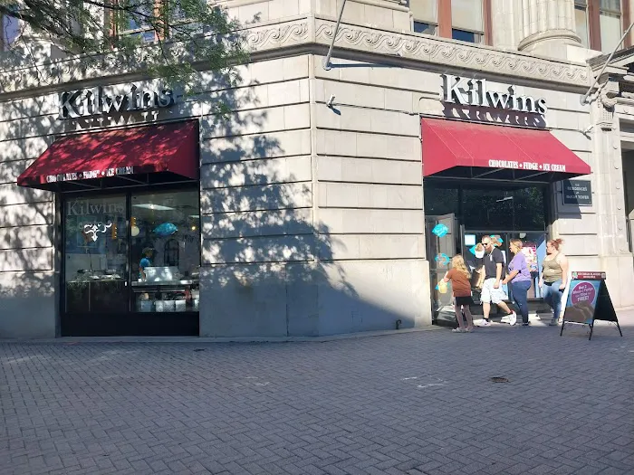 Kilwins Ice Cream - Chocolate - Fudge Picture 6
