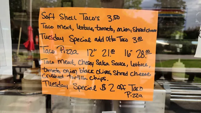 Mighty Mike's Food Hut Picture 6