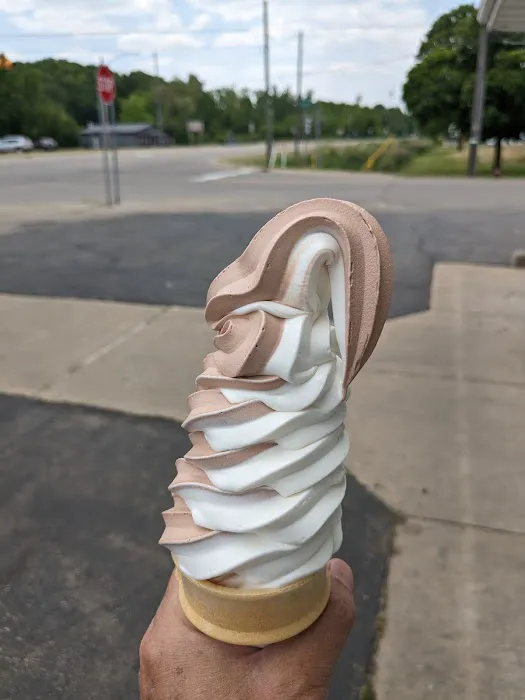 Sattler's Tasty Treat Picture 10