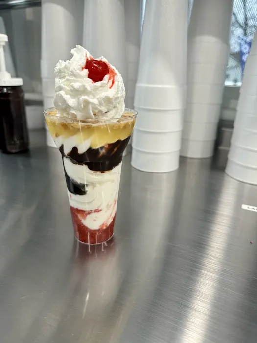 Adams Twisted Treats Picture 4