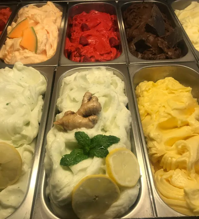 Golosi Gelato Cafe Picture 8