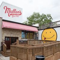 Mullen's Dairy Bar - Oconomowoc ico