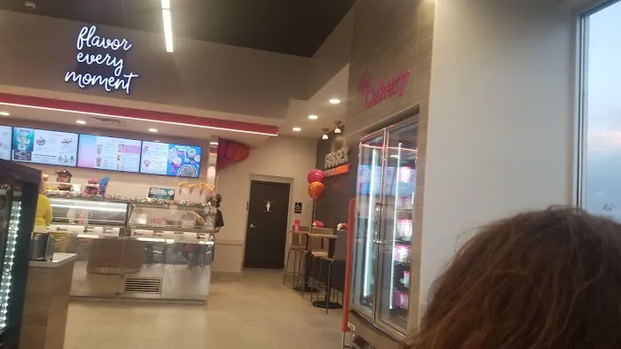 Dunkin' - Baskin-Robbins' Picture 3