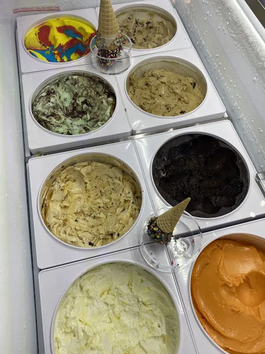 Campbell Ice Cream & Deli Picture 10
