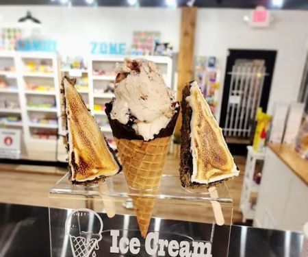 Chocolate Shoppe Ice Cream Janesville, WI