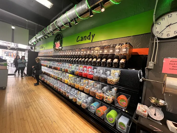 Flying Pig Treat Shop Picture 2