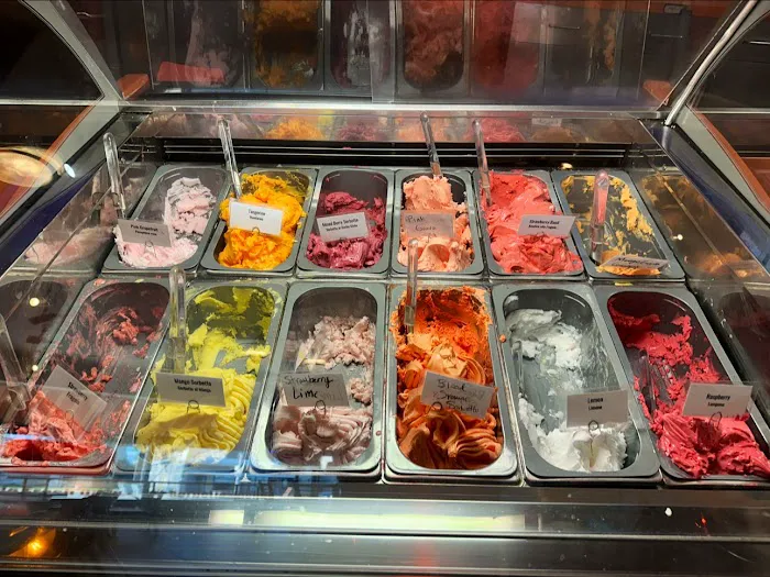 Cold Spoons Gelato Picture 3
