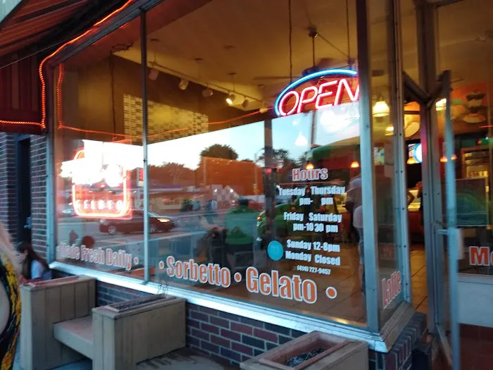 Cold Spoons Gelato Picture 10