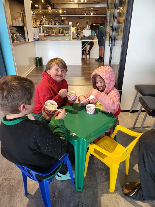 Roiel Scoop Rochelle's Finest Ice Cream Picture 4