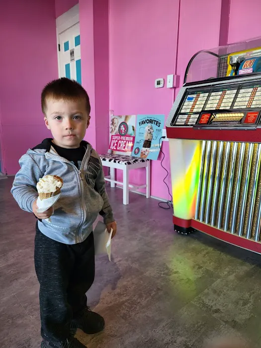 Roiel Scoop Rochelle's Finest Ice Cream Picture 7