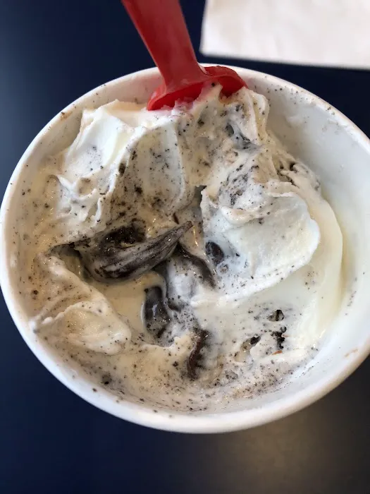 Dairy Queen Store Picture 2