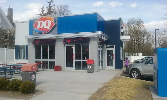 Dairy Queen Store Picture 1