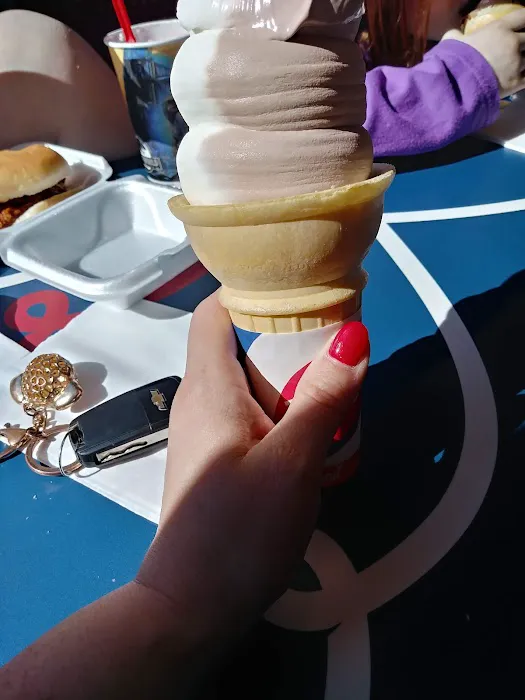 Dairy Queen Store Picture 4
