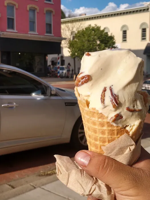Cook & Co. Creamery & Confections Picture 3