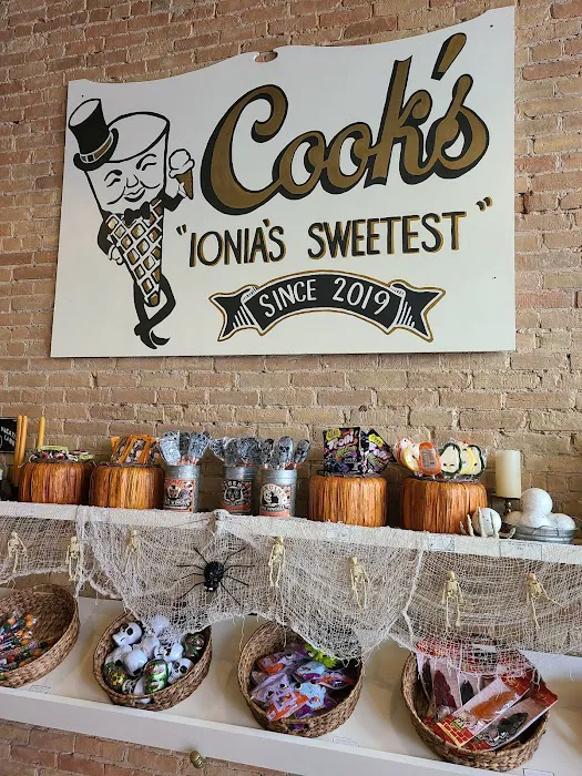 Cook & Co. Creamery & Confections Picture 7