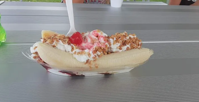 Double D Dairy Bar Picture 2