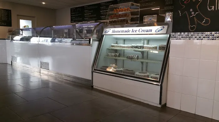 Eric's Ice Cream Factory Picture 3