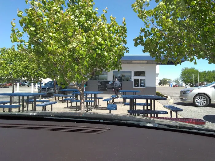 Eric's Ice Cream Factory Picture 9