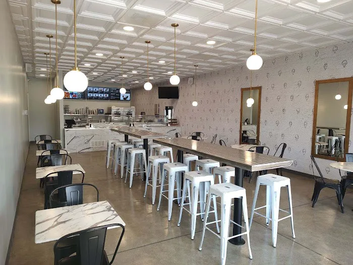 Eric's Ice Cream Factory Picture 1