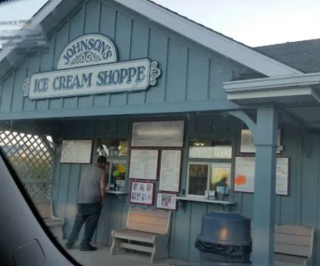 Sweet Dream Ice Cream & Cafe
