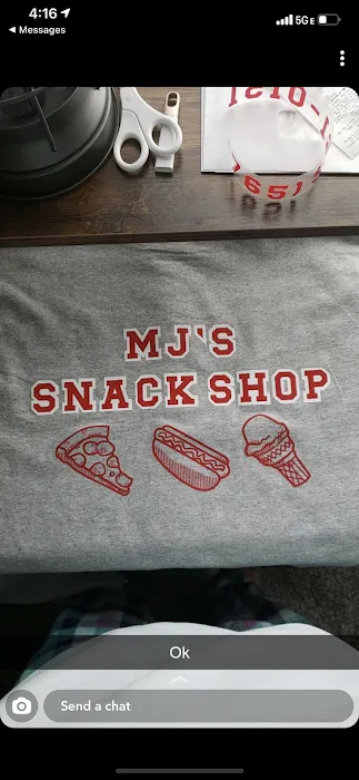 MJ's Snack Shop Picture 10