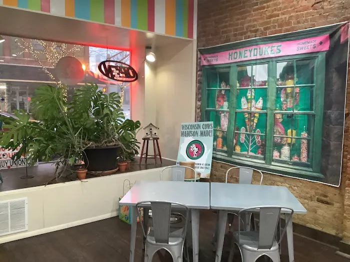 The Motley Shoppe - Ice Cream Picture 2