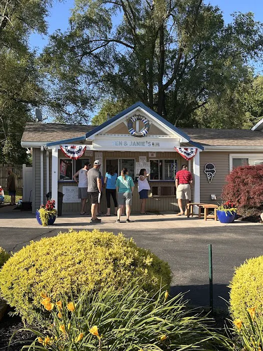 Ben & Janie's Ice Cream and Coneys Picture 1