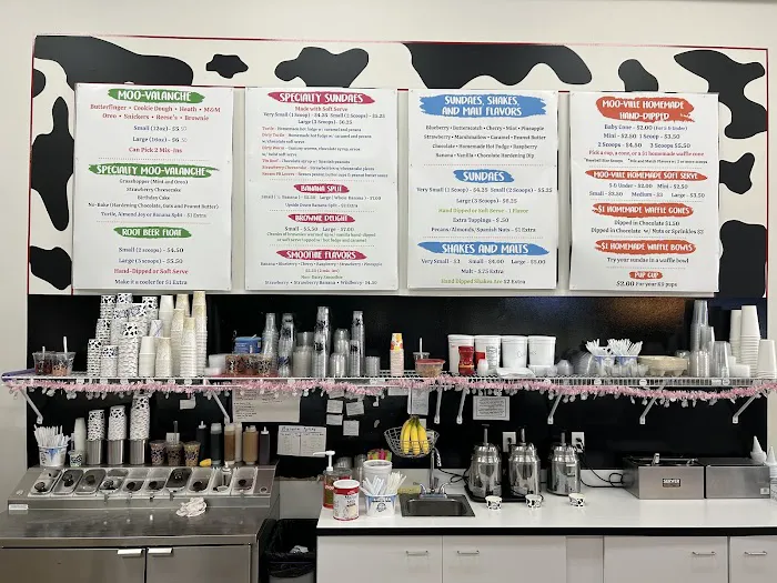 MOO-ville ER in Eaton Rapids Picture 6
