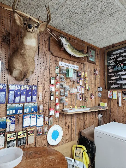Monona Bait & Ice Cream Shop Picture 10