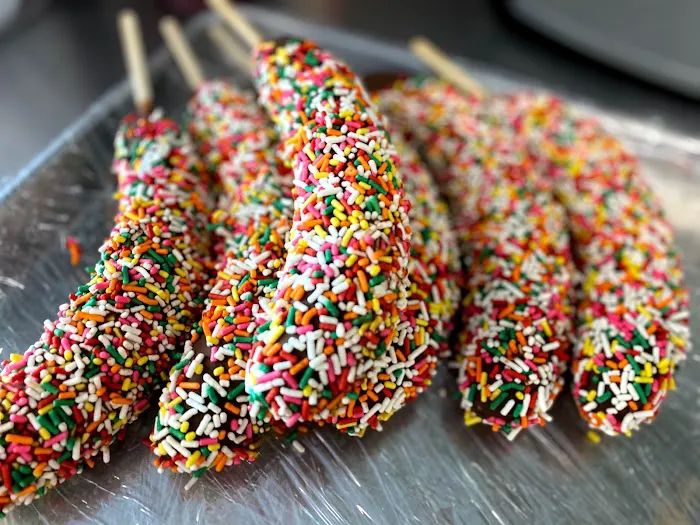 Milin's Ice Cream Picture 7