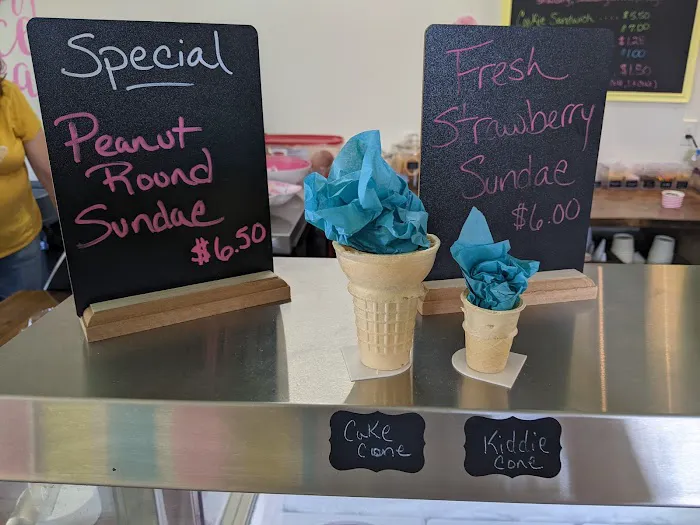 Triple Scoop Ice Cream and Sweets Picture 7