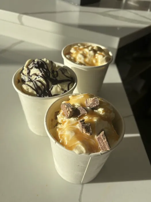 Belle's Ice Cream Shop Picture 5