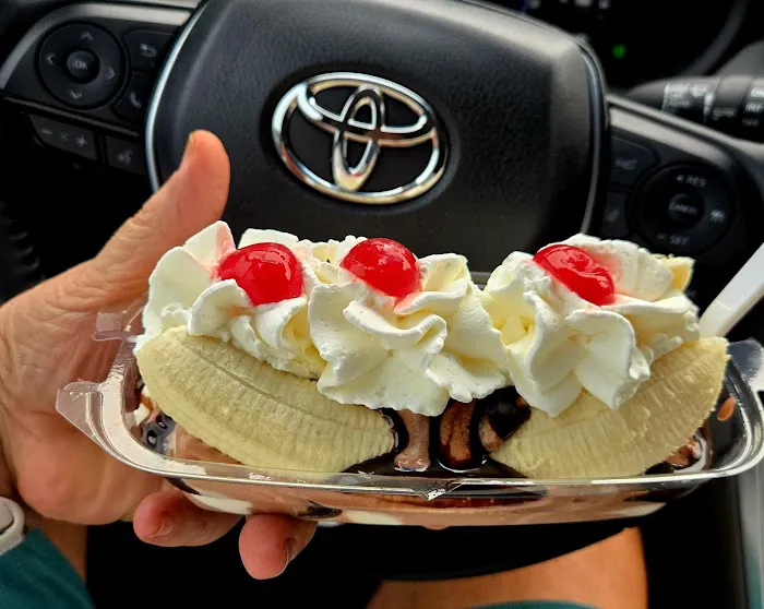 Meusel's Dairy Delite Picture 4