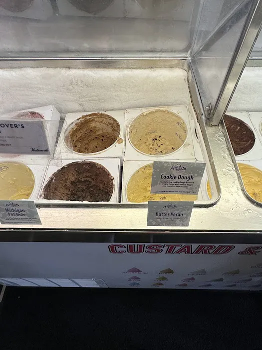 Custard By The Dam Picture 2