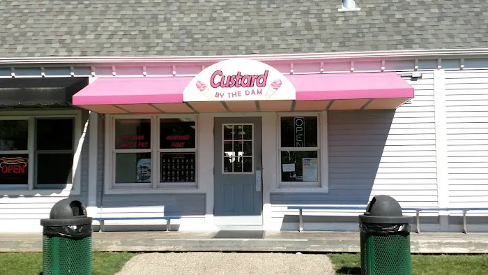 Custard By The Dam Picture 3