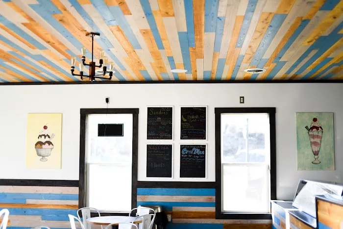 CreeMee Ice Cream Parlor Picture 6