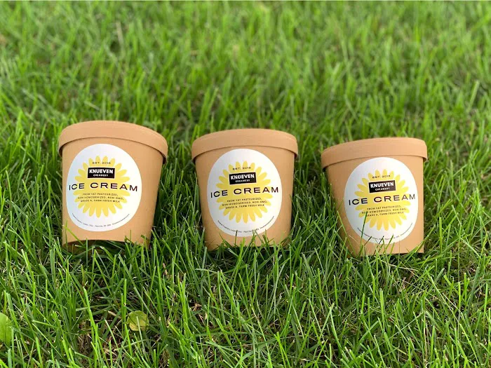 Knueven Creamery & Market Picture 8