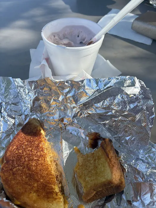 Rustic Cow Ice Cream Co. Picture 7