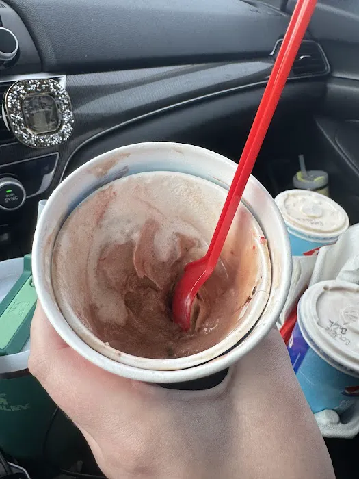 Dairy Queen Store Picture 9