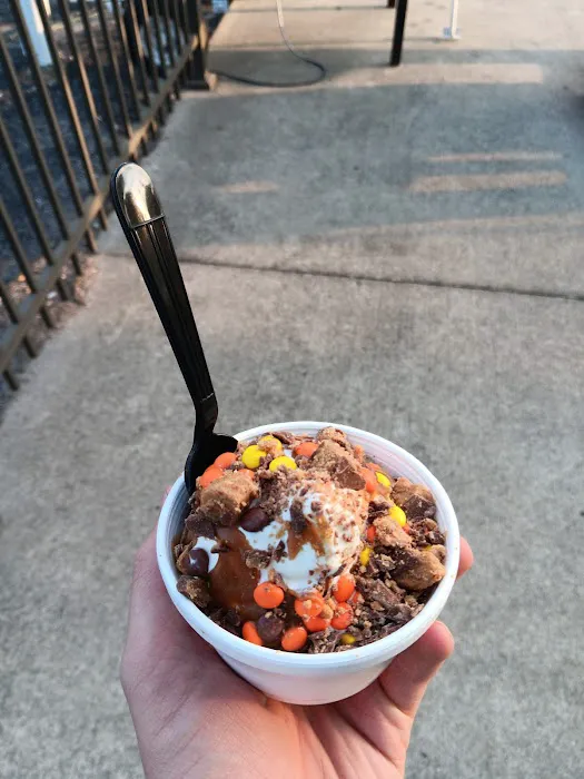 Pete's Ice Cream Picture 4