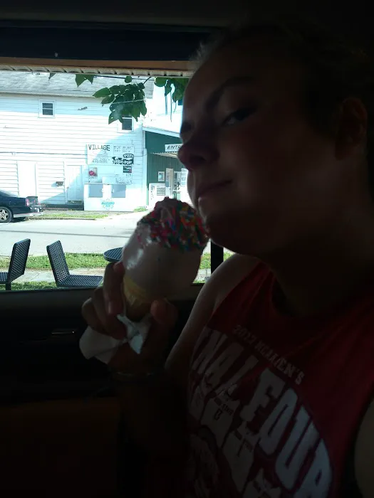 Weldy's Dairy Bar Picture 5