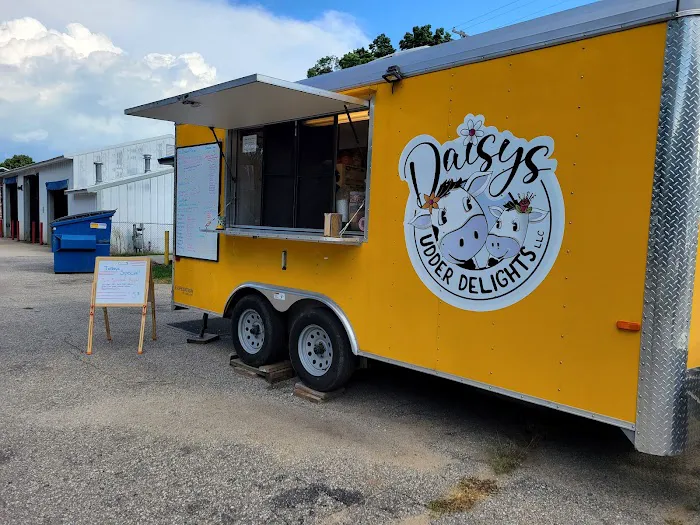 Daisy's Udder Delights Picture 4