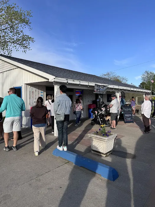 Norm's Ice Cream Shop North Muskegon Picture 4