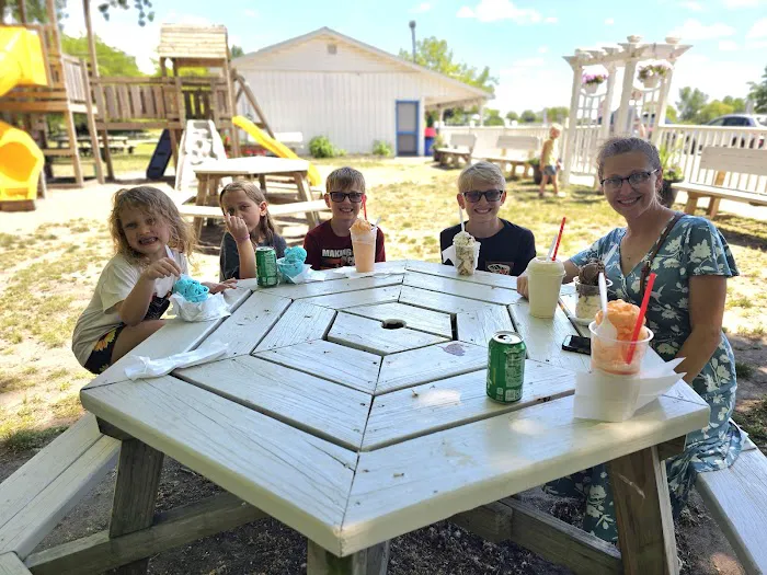 Norm's Ice Cream Shop North Muskegon Picture 10