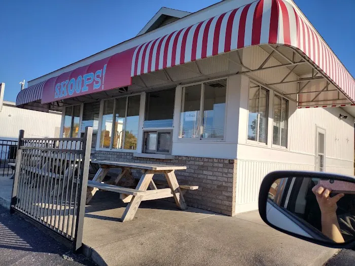 Skoops Ice Cream & Drive Thru Picture 2
