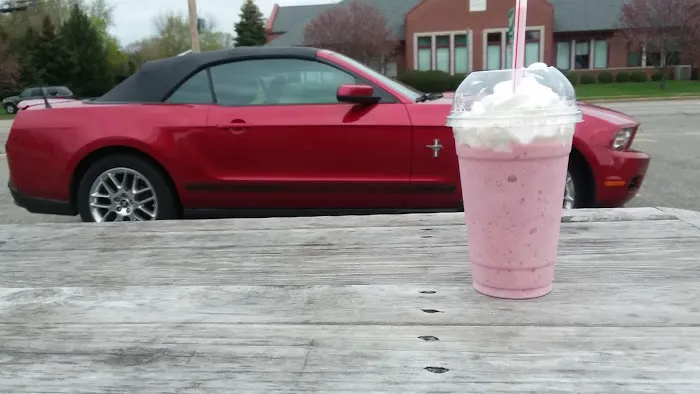 Skoops Ice Cream & Drive Thru Picture 10